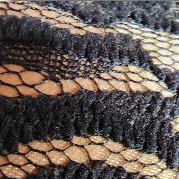 MIX No. 6 Black Lace with Gold underneath Size 9 - Picture 3 of 9